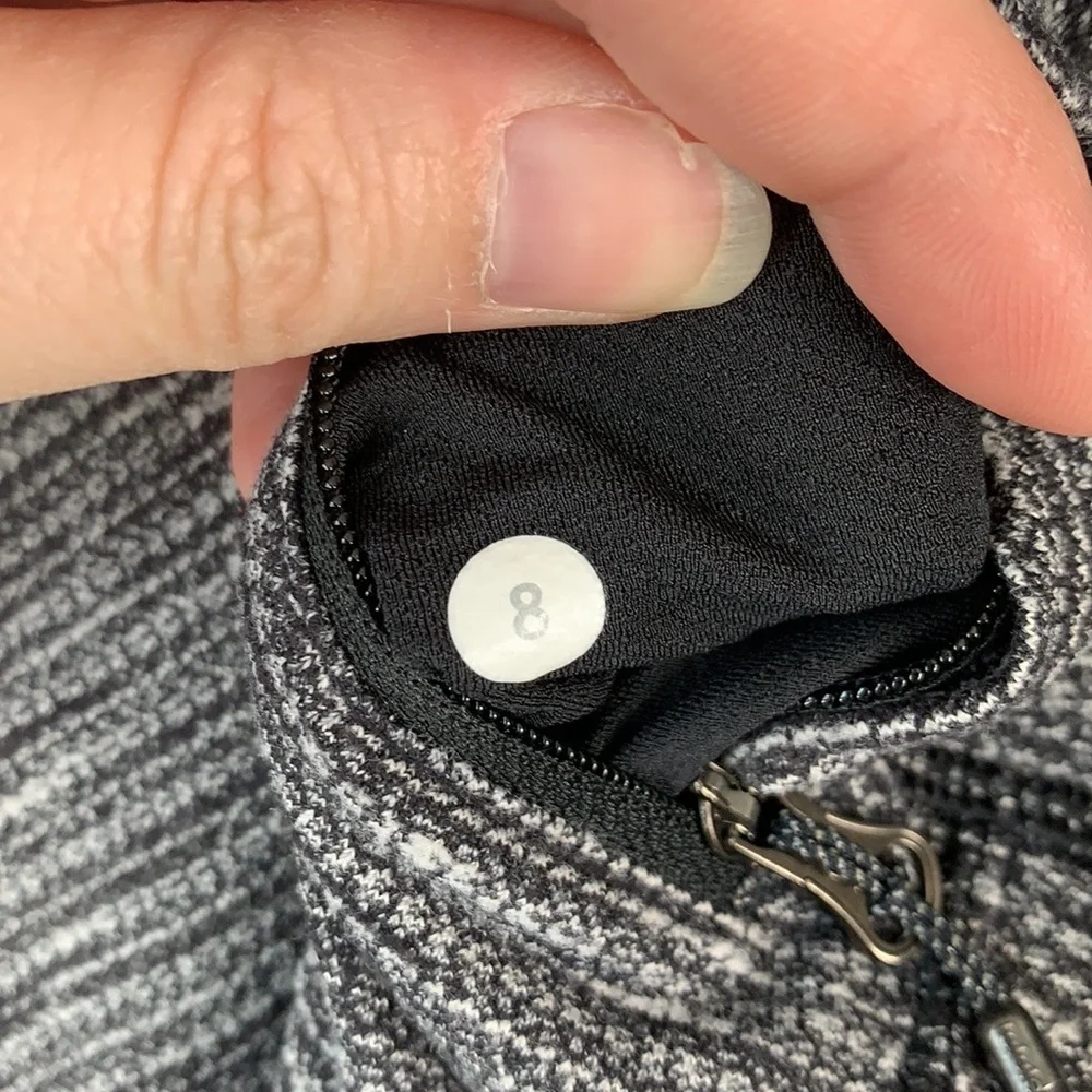 Lululemon heathered black gray long sleeve 1/4 zip top sz 8